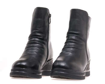24 PFM LT-8899-7-M/BLACK LEATHER