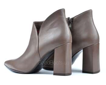 BRAVO MODA 2242/FANGO SKORA